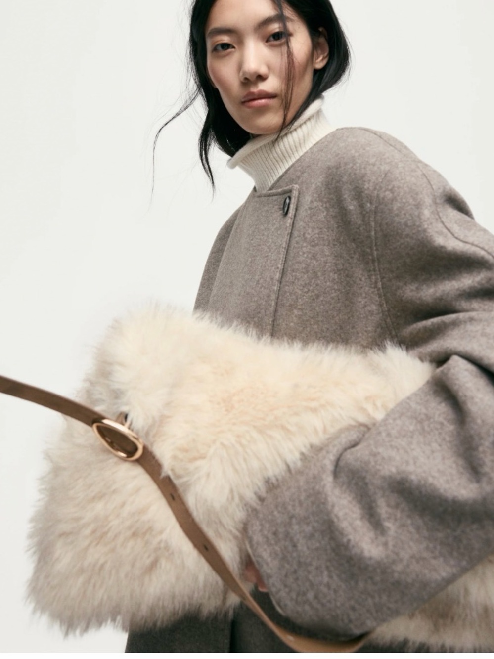 Hm fluffy fur shoulder bag. NWOT